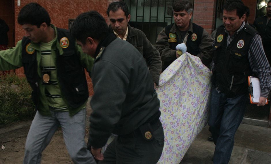Policía se suicida en SMP