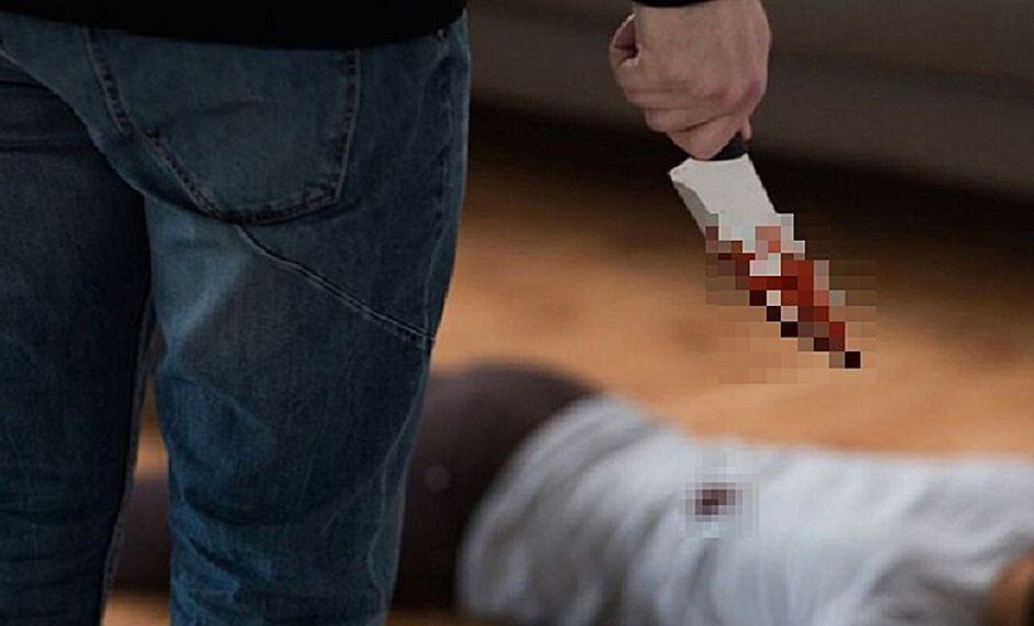 Hombre cree ser "Dios" y asesina a puñaladas a toda su familia