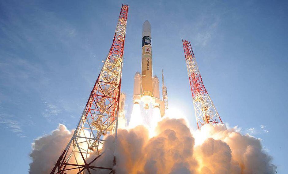Japón lanza un satélite espía para chequear misiles de Corea del Norte