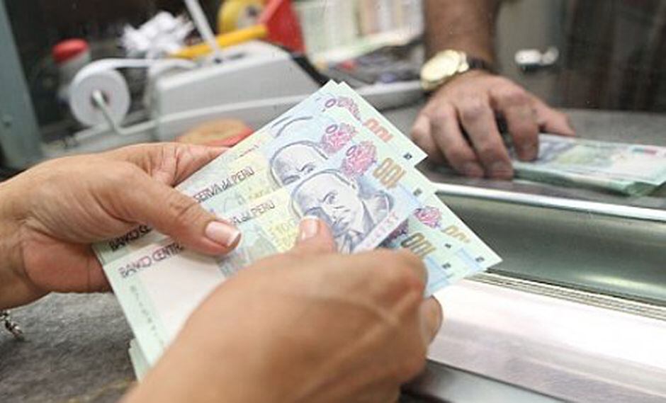 Aumento de sueldo mínimo se aplicará a partir del 1 de abril