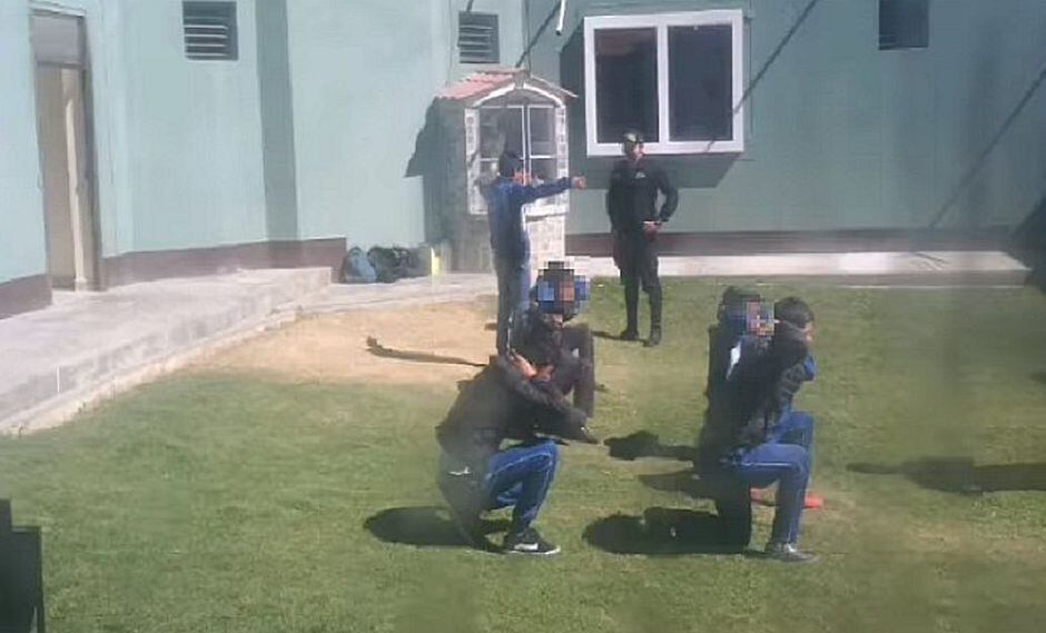 Siete escolares son castigados en comisaría por escaparse de colegio | VIDEO