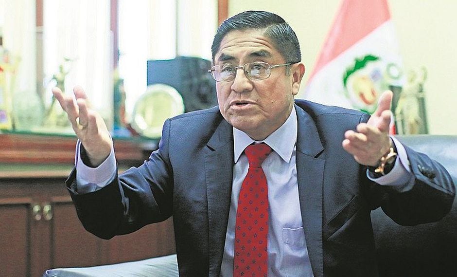 César Hinostroza se defiende tras grave acusación de que recibió dinero de Edwin Oviedo