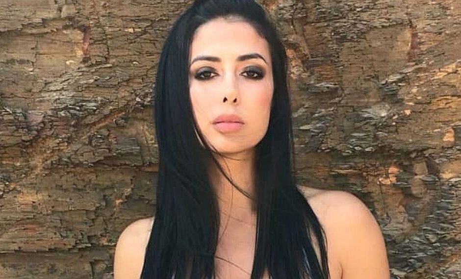 Claudia Ramírez enseña cómo lucir blusas de temporada