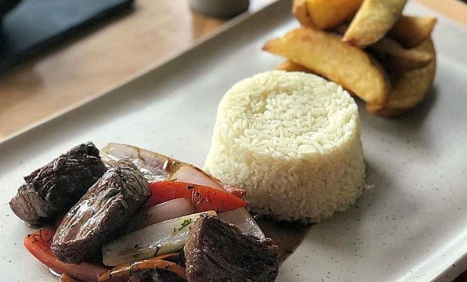 Facebook: usuarios indignados por precio del lomo saltado en restaurante de San Isidro (FOTO)