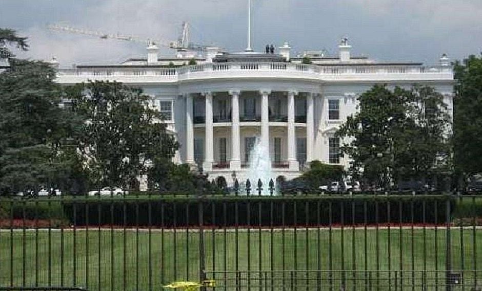 EE.UU.: Un hombre salta valla de la Casa Blanca después de perpetrar un robo