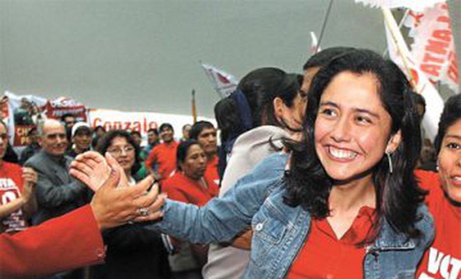 Nadine califica de "Publicidad gratuita" el apoyo de políticos a Keiko