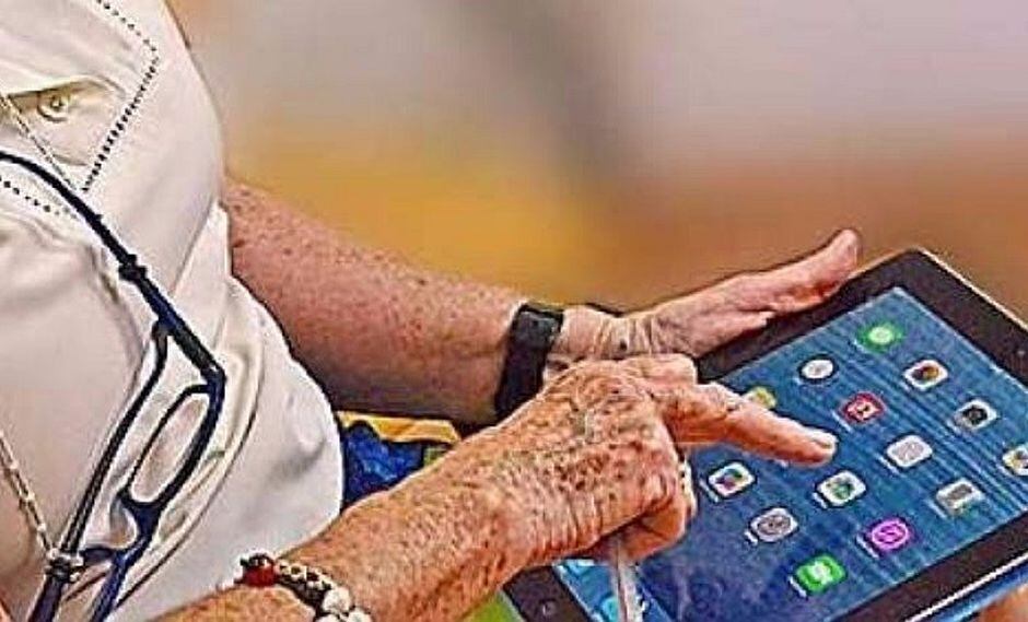 Mamita encuentra en la tableta de amigo las más escalofriantes imágenes que lo enviaron a prisión