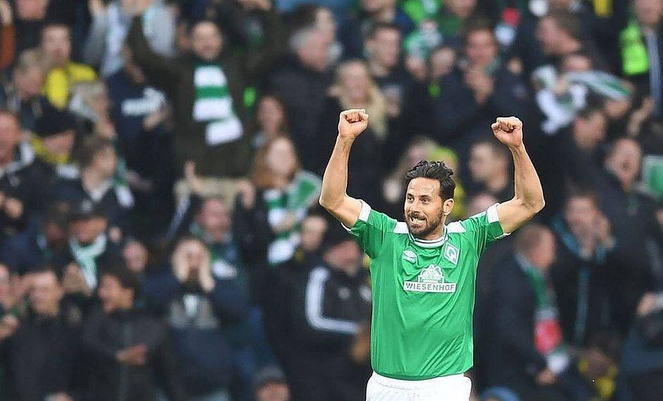 Claudio Pizarro anota un golazo para el Werder Bremen el mismo día que anuncia renovación (VIDEO)