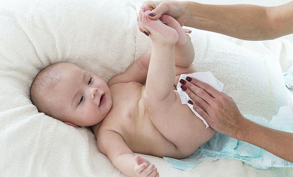 Mamá primeriza: 8 trucos para cambiar el pañal del bebé más rápido