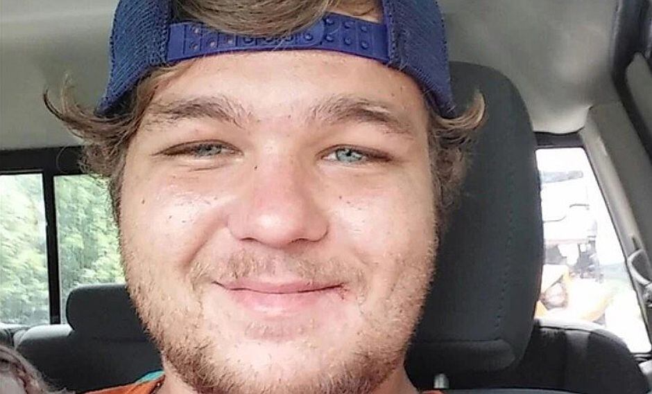 Creyó que robaban su camioneta, disparó y mató a su propio hijo