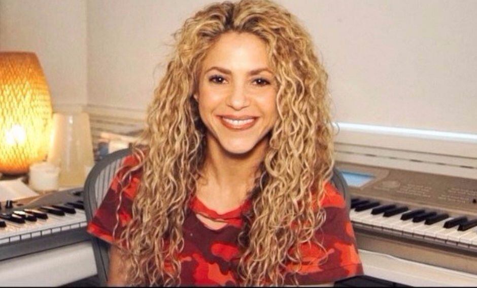 Shakira busca al mejor cirujano del mundo para no perder la voz (VIDEO)