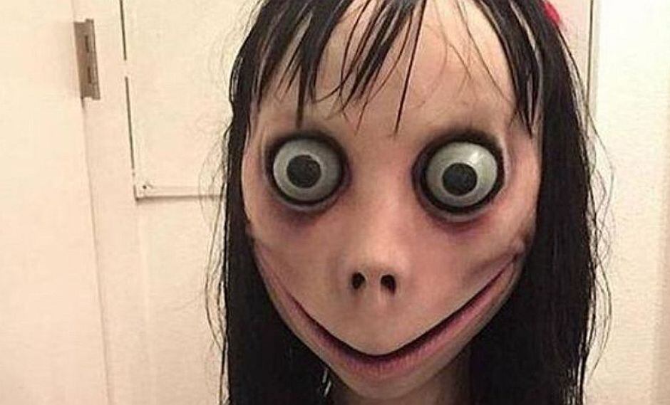Momo: espeluznante personaje secuestra a mamá de joven