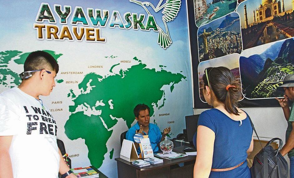 Extranjeros asaltan una agencia de viajes