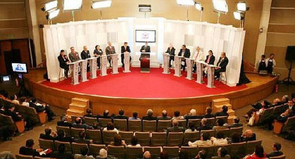 ¿Cómo se organiza un Debate? ¿Quiénes integran? y las normas a seguir Actualidad Ojo ¿Cómo se organiza un Debate? ¿Quiénes integran? y las normas a seguir Actualidad Ojo