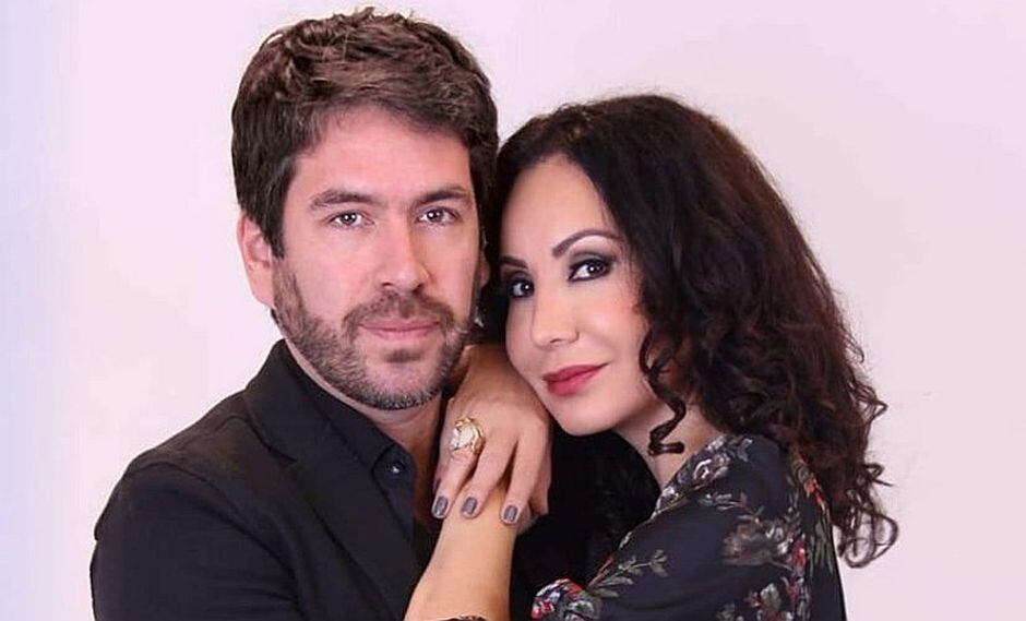 Janet Barboza y su pareja se someten a tratamiento capilar